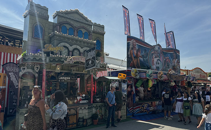 Burgküche auf dem Herbstfest Rosenheim 2024 (©Foto:Martin Schmitz)